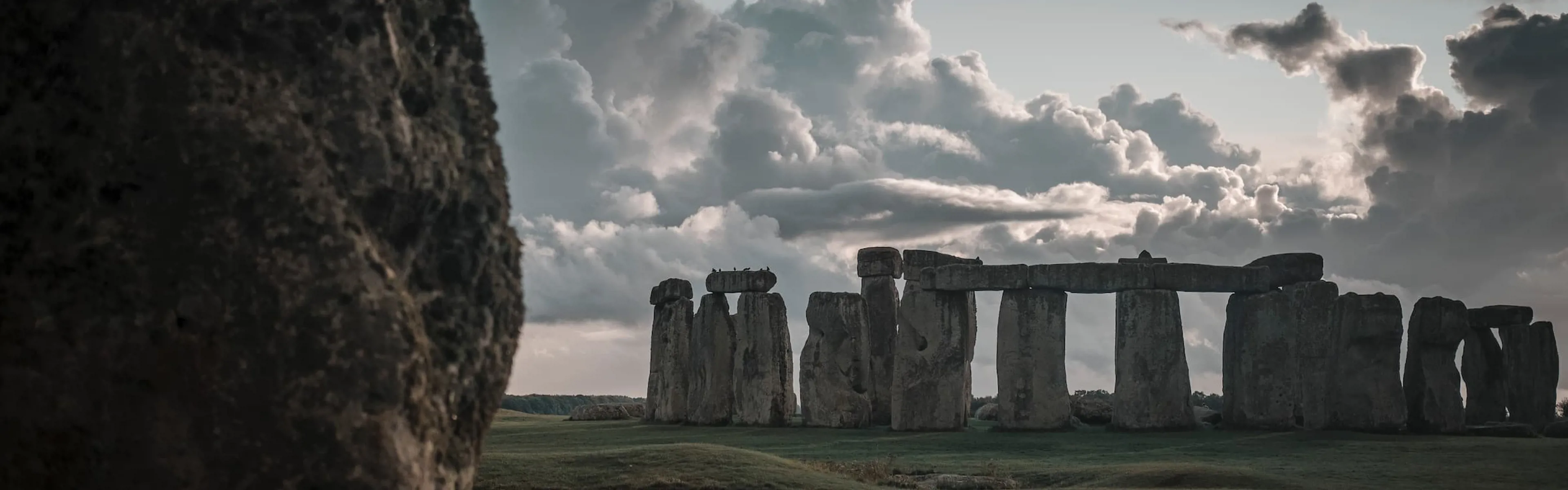 Stonehenge background image
